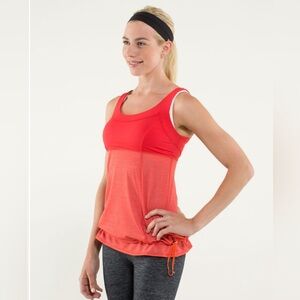 Lululemon Run: Ta Ta Topper